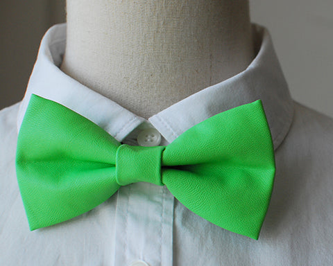 Classic Bow Tie for Men - Green